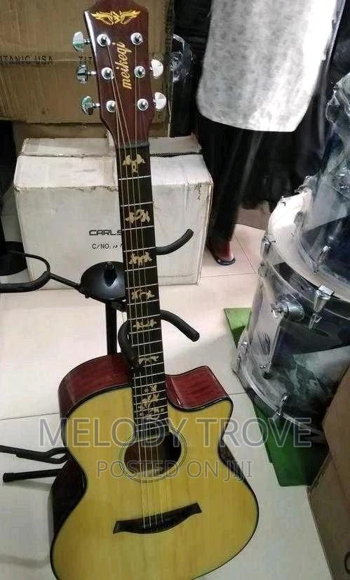 Acoustic Guitar For Sale · Photo 2