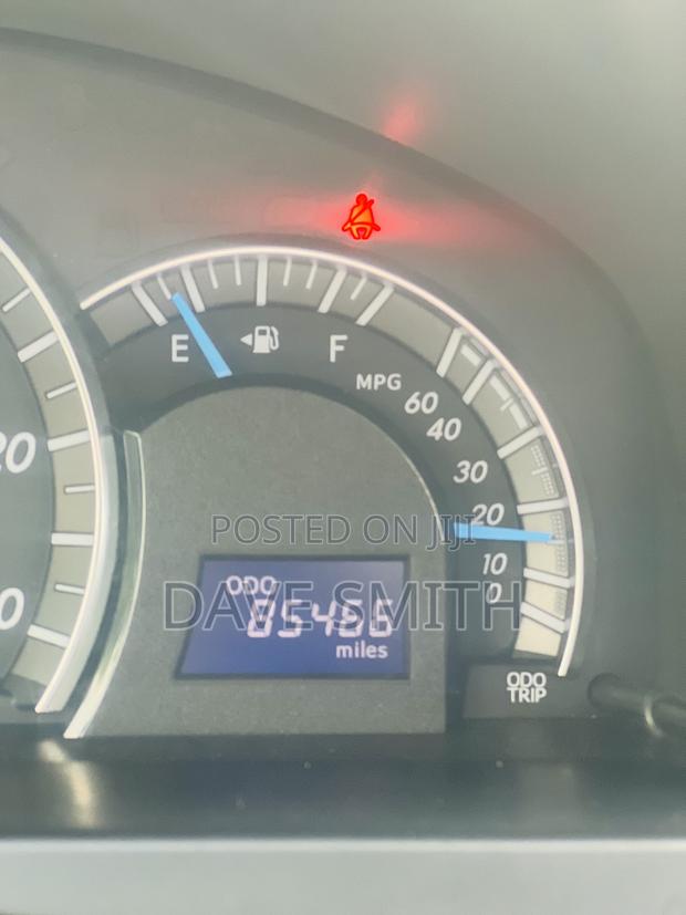 Toyota Camry SE 4dr Sedan (2.5L 4cyl 6A) 2014 Gray