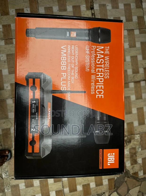 Jbl Vm888 Plus 2-in-1 Wireless Microphone · Photo 4