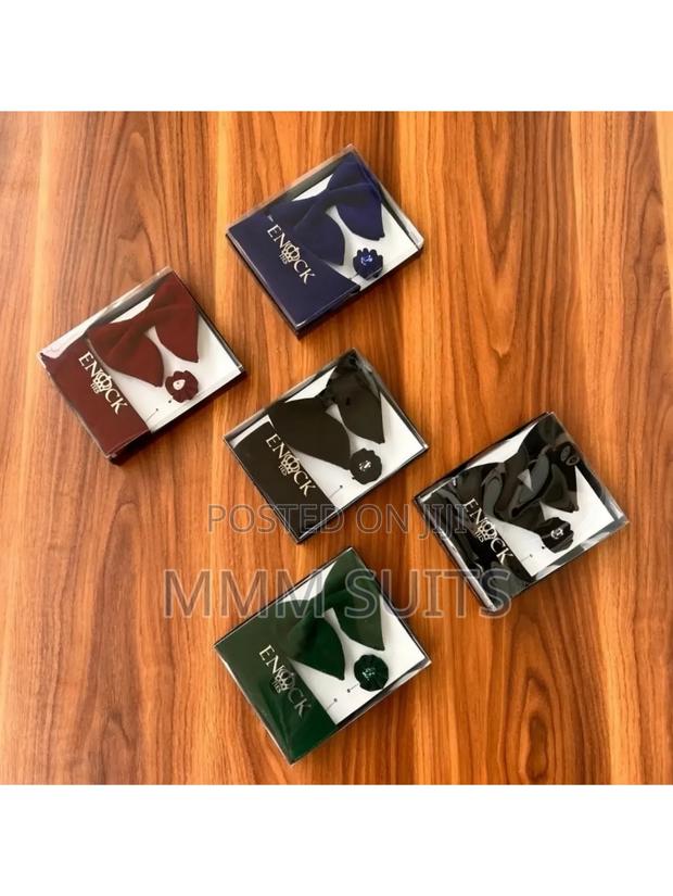 Quality Suede Butterfly Bowties · Photo 3