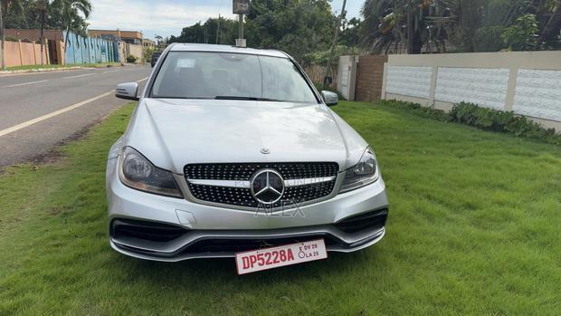 Mercedes-Benz C250 2014 Silver