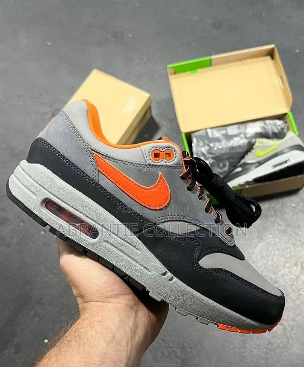 Nike Air Max 1 Sp Brilliant Orange · Photo 4