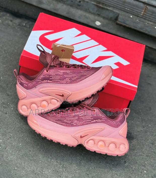 Authentic Nike Air Max Dn Sneaker Pink · Photo 4