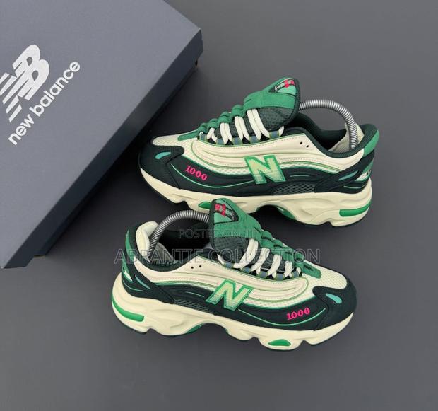 New Balance 1000 Green/White Sneaker · Photo 3