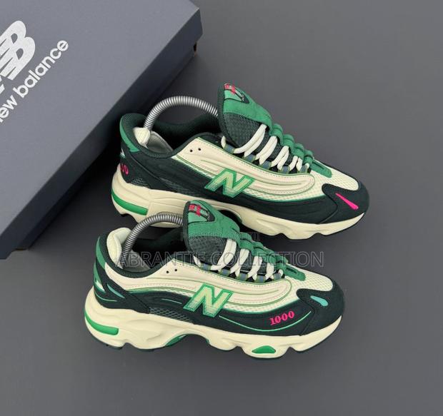 New Balance 1000 Green/White Sneaker · Photo 4