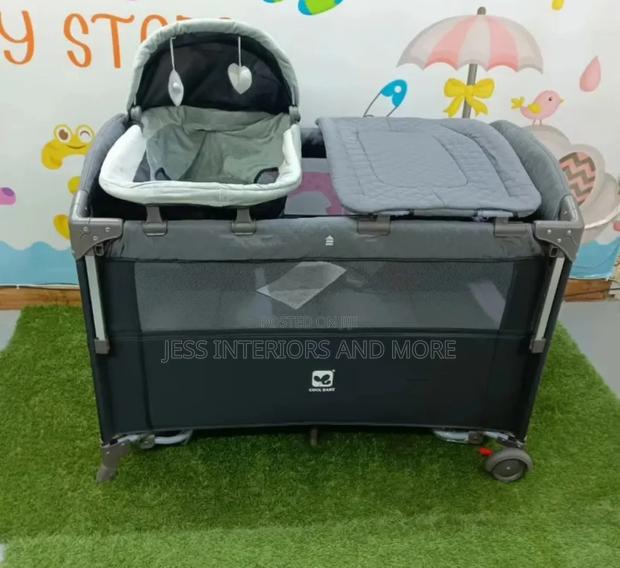 Baby Travel Cot · Photo 4