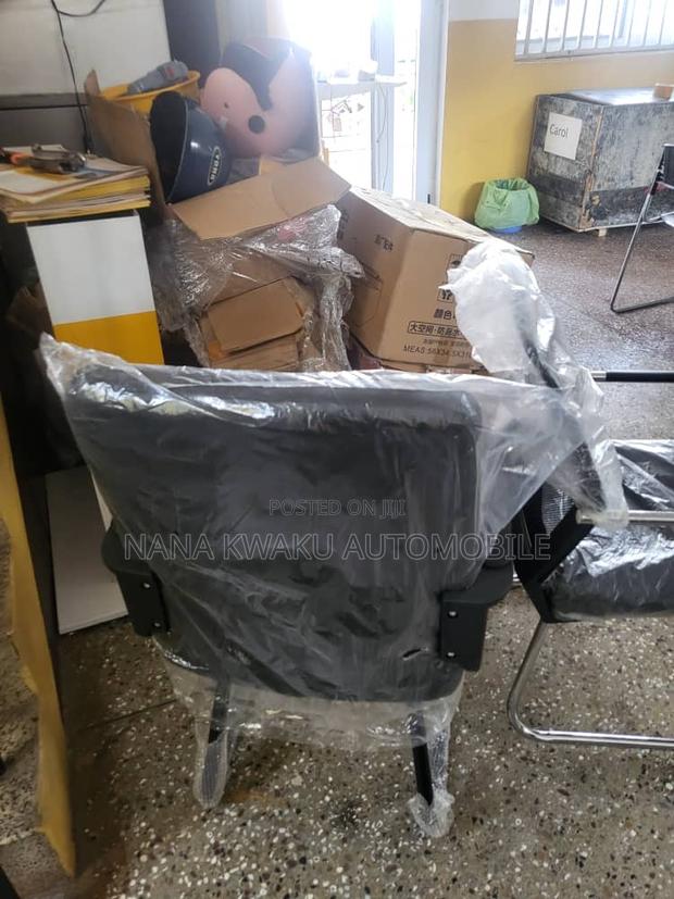 Guest Office Chair photo 3