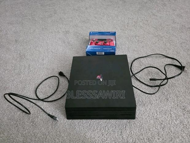 Usa Sony Ps4 Pro Console 1tb With Original Box Plus Cod Vanguard Cd photo 7