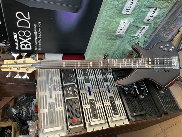 Ibanez Base Guitar Active · Photo 3