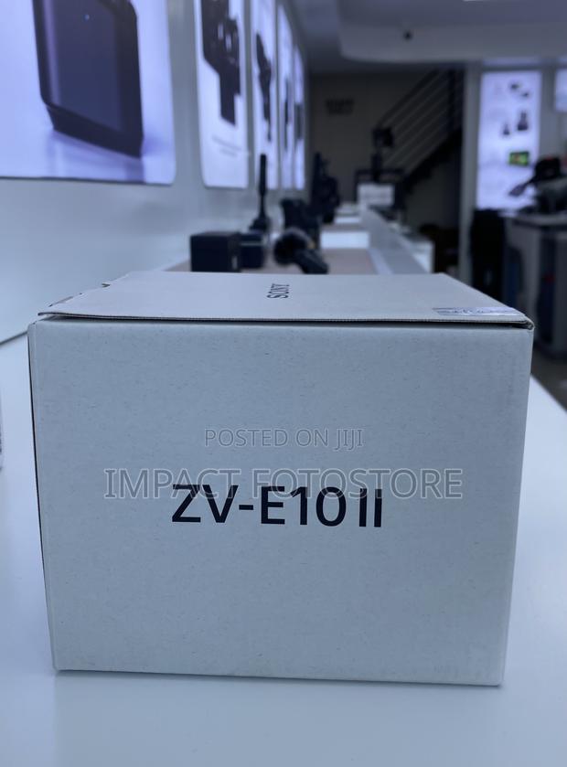 Sony Zv-e10 Ii Mirrorless Camera With 16-50mm Lens (Black) · Photo 3