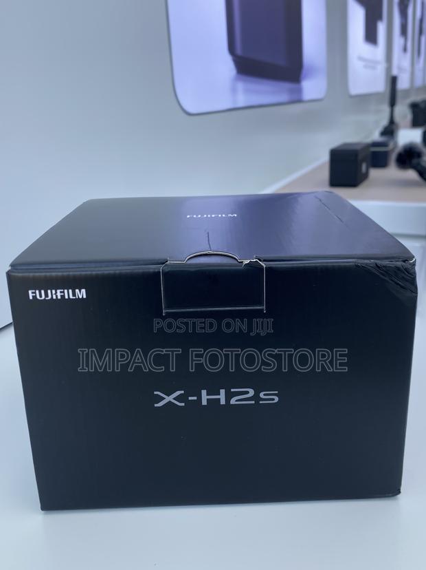 Fujifilm X-h2s Mirrorless Camera · Photo 2