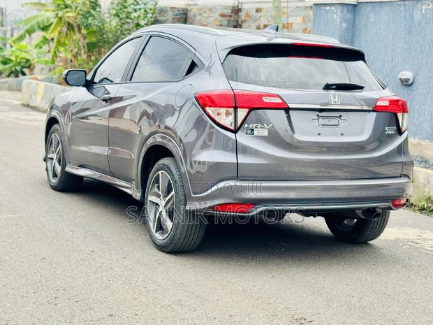 Honda HR-V Touring AWD 2020 Gray