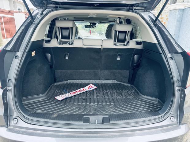 Honda HR-V Touring AWD 2020 Gray