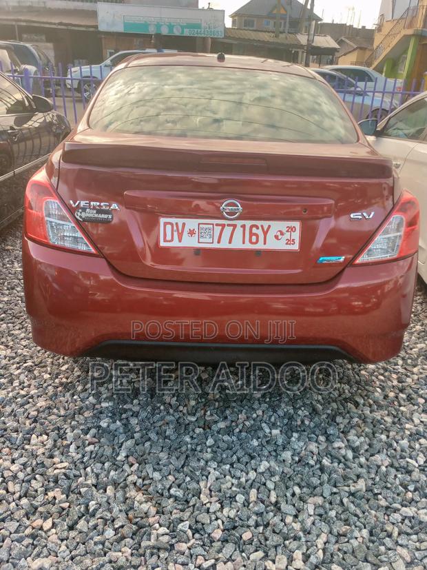 Nissan Versa 2016 Red