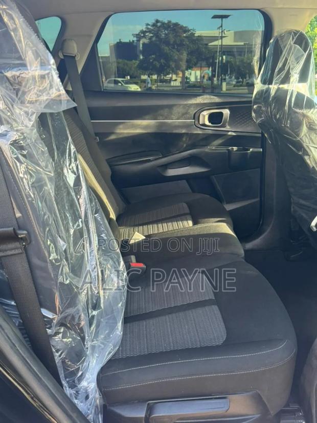 Kia Sorento EX 2022 Black