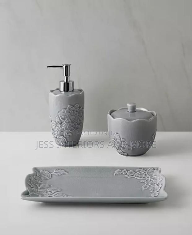 Denim 3-Pc. Bath Accessory Set · Photo 2