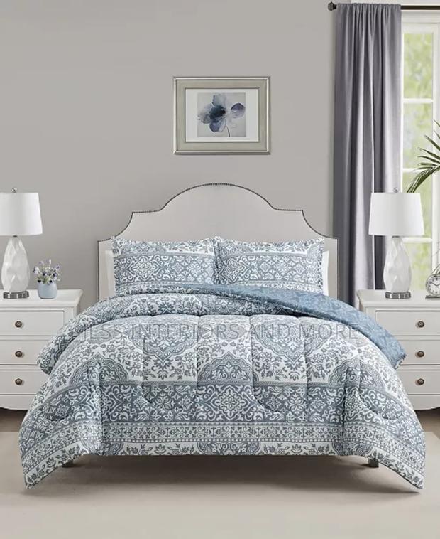 Talia 3-Pc Reversible Comforter Set · Photo 4