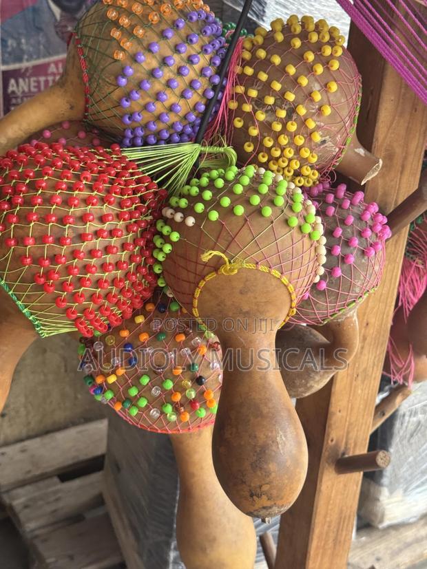Local Maracas · Photo 4