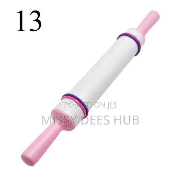 Plastic Rolling Pin for Cake Decorating photo 19