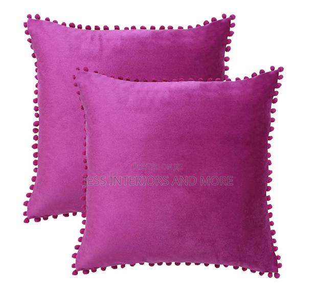 Throw Pillow (Purple) 2pcs · Photo 3