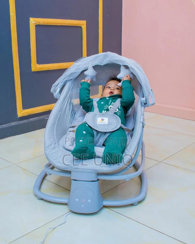Quality and Fabulous 4 in 1 Baby Swing With Removable Tray photo 2