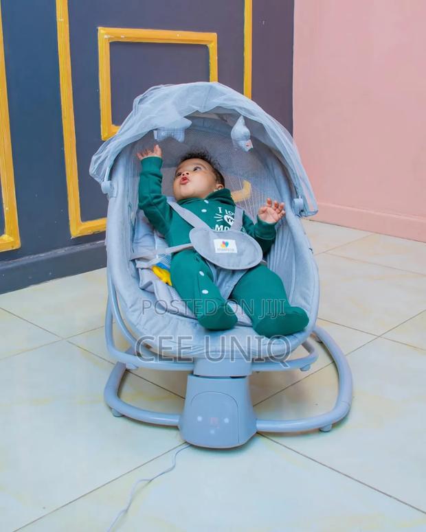 Quality and Fabulous 4 in 1 Baby Swing With Removable Tray photo 3