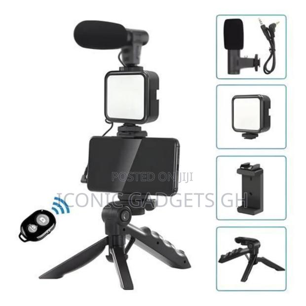New in Box Vlogging Kit Combo Set
