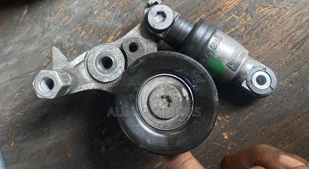 Honda Cr-v 2017,2018,2019,2020 Etc 1.5t Adjuster photo 2