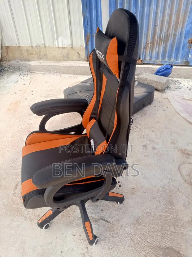 Game Chair photo 2