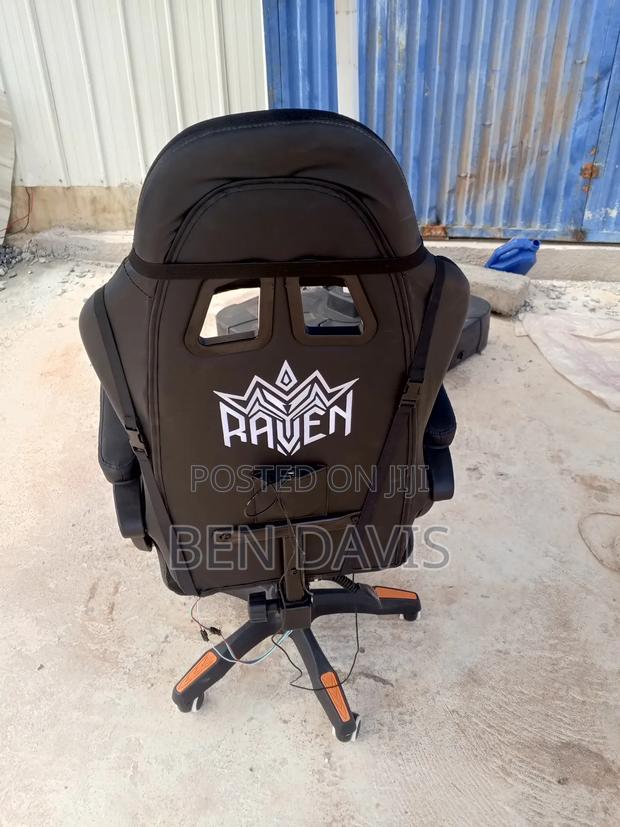 Game Chair photo 3