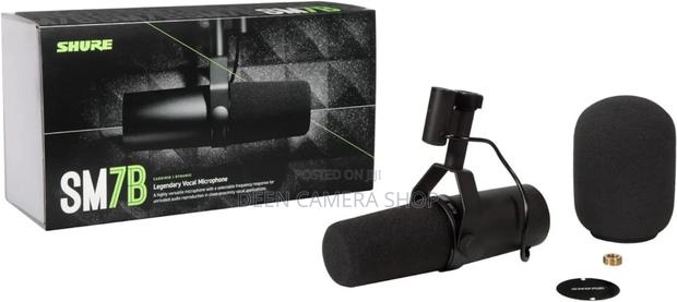 Share Sm7b Vocal Microphone · Photo 2