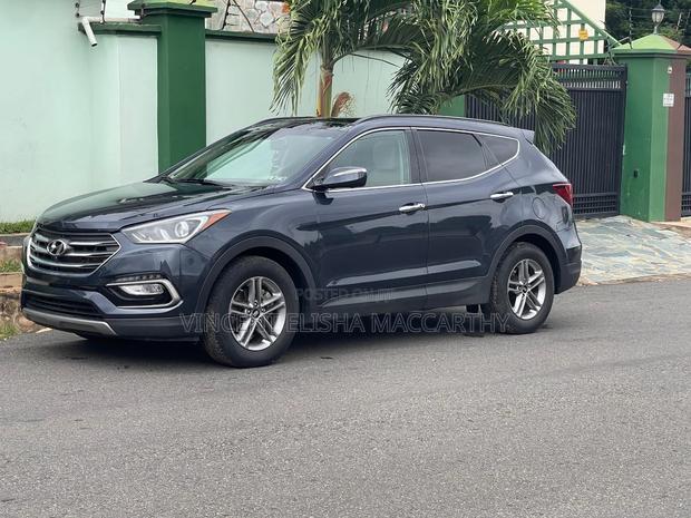 Hyundai Santa Fe SE AWD 2017 Gray