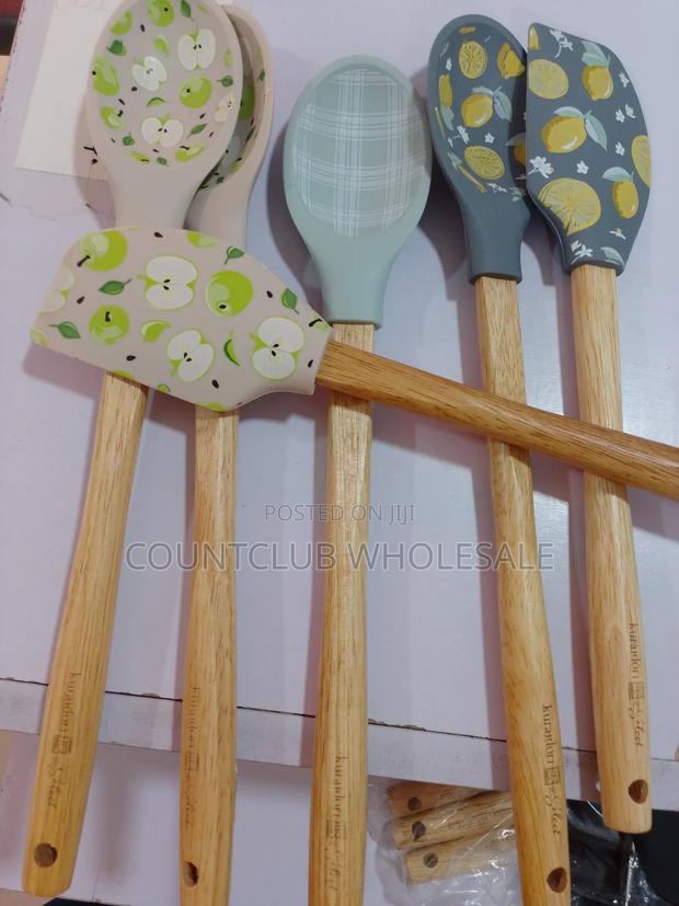 Silicone Spatula · Photo 2
