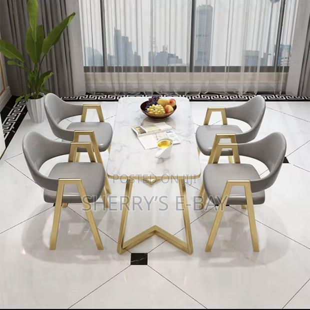 Luxurious Dining Set photo 8