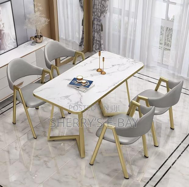 Luxurious Dining Set photo 11