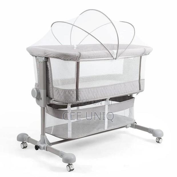Baby Bed Side Crib With Storage Basket photo 5