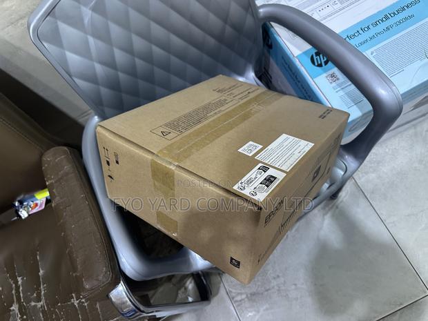 Epson Ha86b Co-W01 Eeb Multimedia Projector · Photo 4