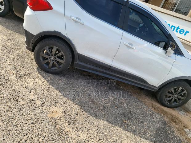 BYD Tang EV 2019 White photo 5