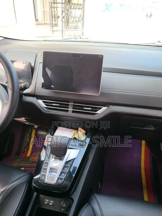 BYD Tang EV 2019 White photo 8