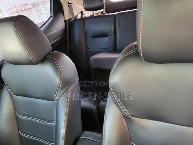 BYD Tang EV 2019 White photo 12