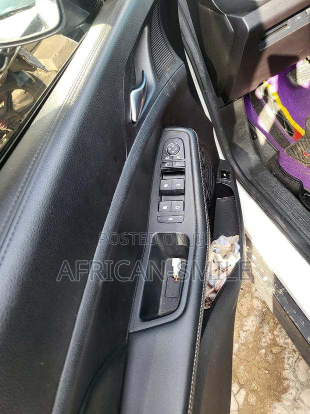 BYD Tang EV 2019 White photo 13