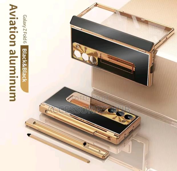 Z Fold 6 Case With Stand And A Pen Slot With A Touch Pen · Photo 3