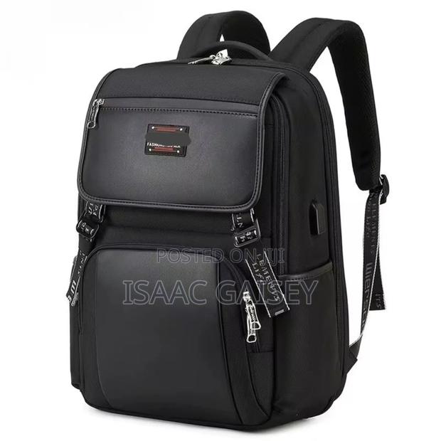 Casual Unisex Laptop Compartment Backpack · Photo 2