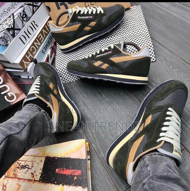 Reebok Classic Brown Cream and Amry Suade · Photo 4