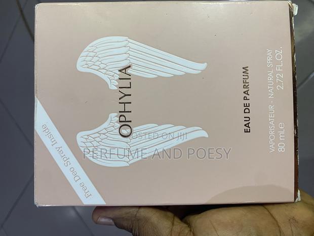 Ophylia Perfume · Photo 3