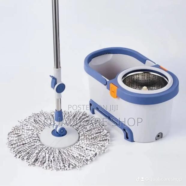 Mop Bucket - 360° Suspended · Photo 4
