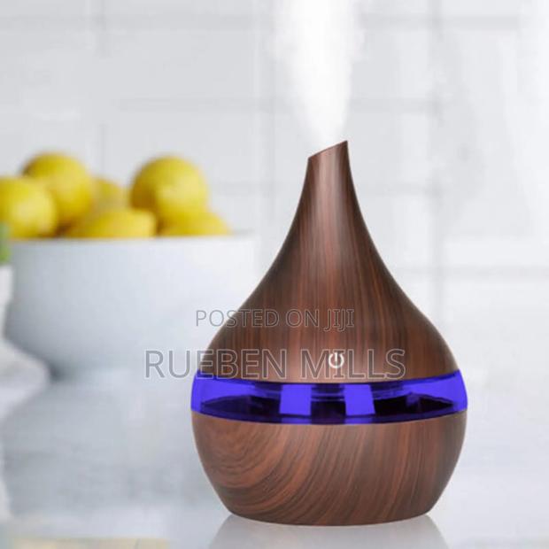 300ml Ultrasonic Aromatherapy Diffuser for Home and Office · Photo 2