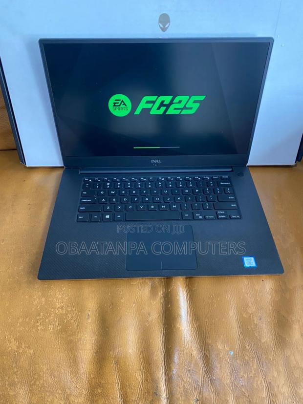 Laptop Dell XPS 15 9570 1GB Intel Core I7 SSD 256GB · Photo 4