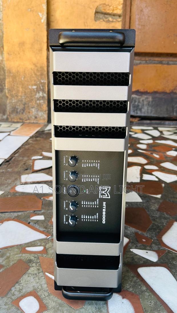 Martin Audio [Mt28000] 4 Channels Power Amplifier · Photo 4