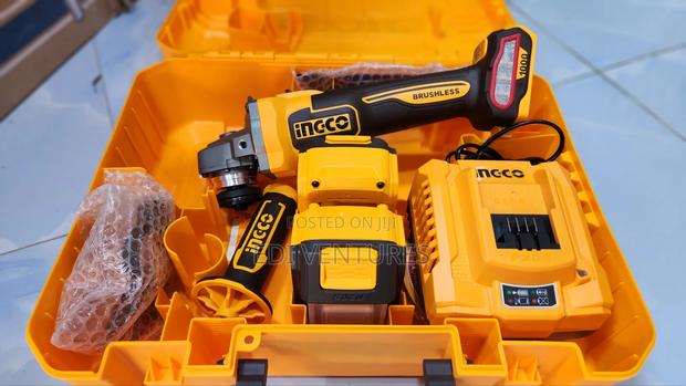 Ingco Cordless Angle Grinder · Photo 4